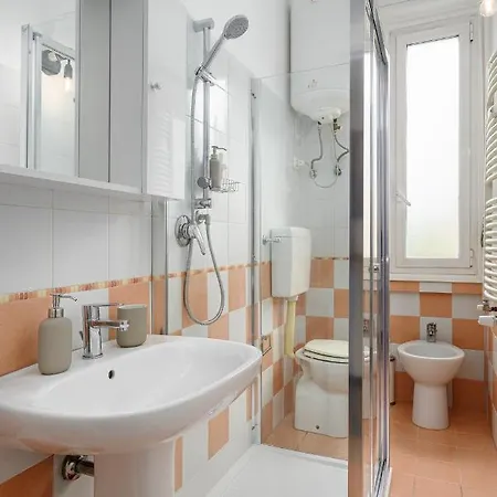 Ennio 8 - Bilocale Cool Apartment Milan Exterior photo