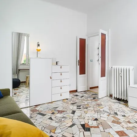 Ennio 8 - Bilocale Cool Apartment Milan Exterior photo